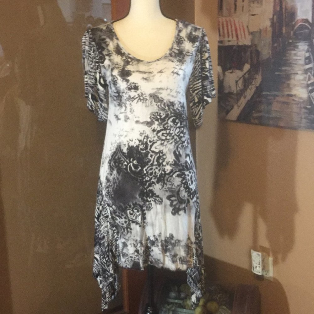 Peppermint Bay Artsy Floral asymmetrical dress